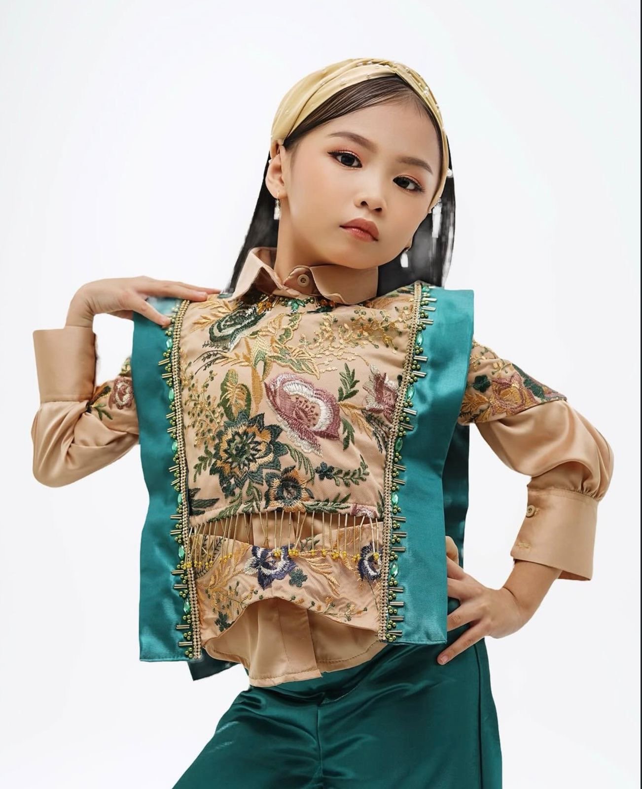 KAMILA ELAN COLLECTION